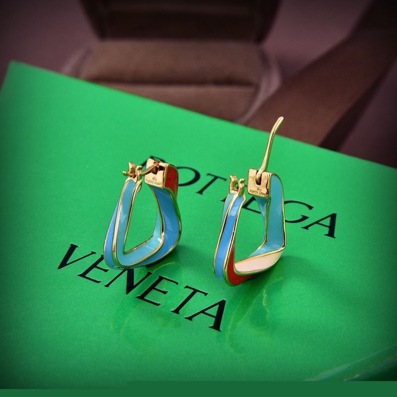 Bo*te*ga venenta earrings